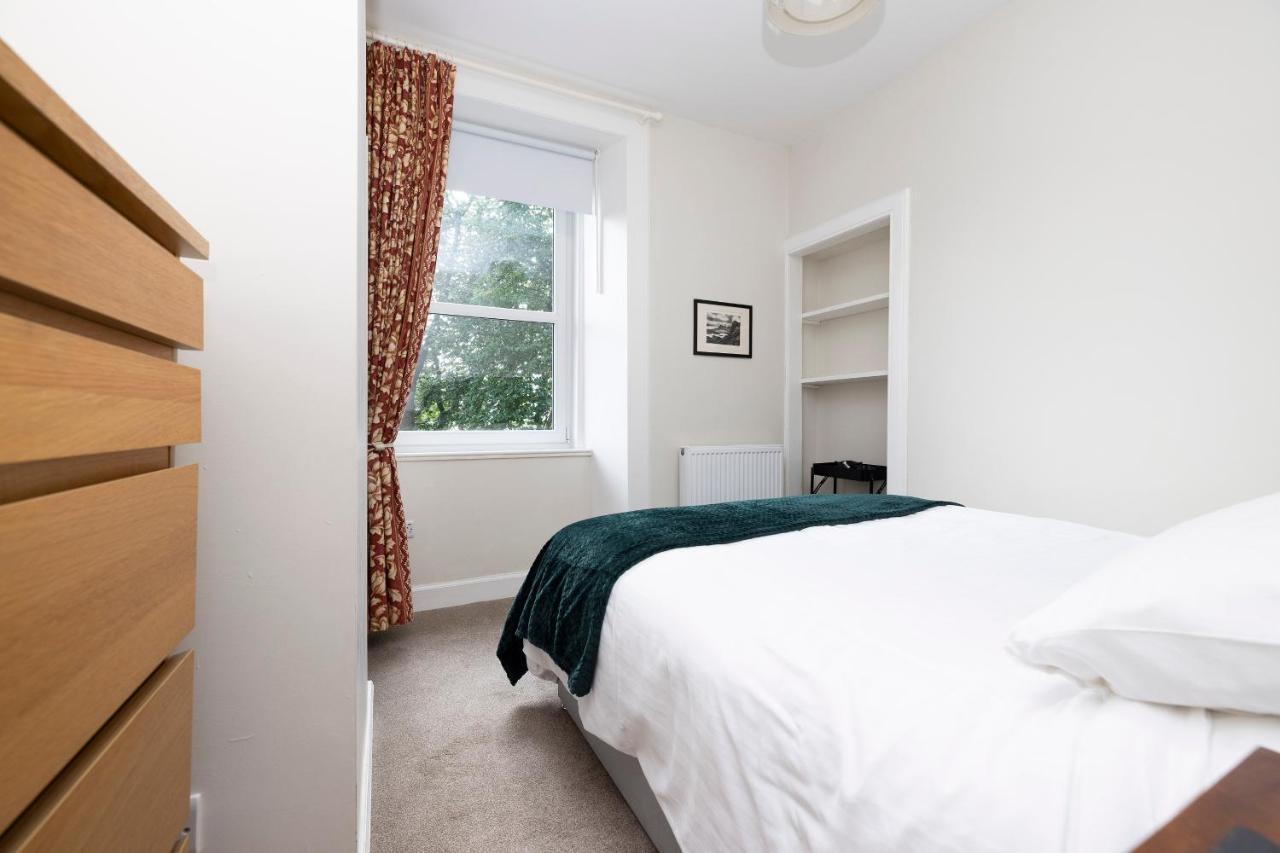 Edinburgh Holyrood Park Views Apartment Exterior photo