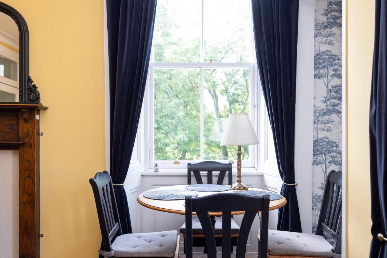 Edinburgh Holyrood Park Views Apartment Exterior photo