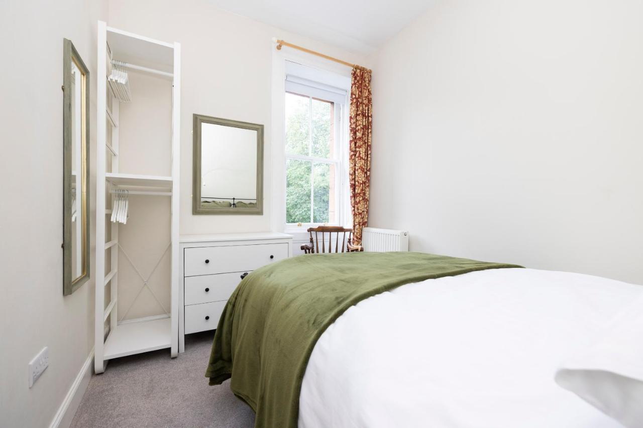 Edinburgh Holyrood Park Views Apartment Exterior photo